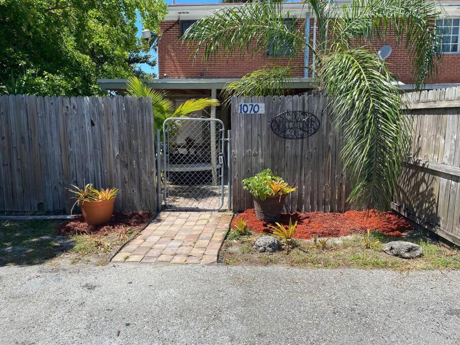 Private Townhouse With Courtyard And Covered Patio West Palm Beach Exterior foto